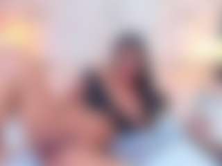 QUEENASS's Live Sex Cam Show