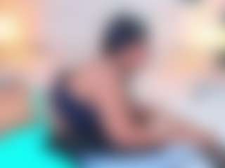 QUEENASS's Live Sex Cam Show