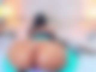 QUEENASS's Live Sex Cam Show