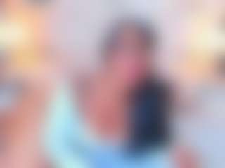 QUEENASS's Live Sex Cam Show