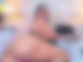 QUEENASS's Live Sex Cam Show