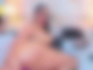 QUEENASS's Live Sex Cam Show