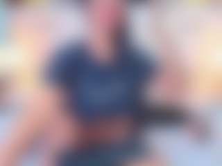Live cam show with QUEENASS - Full Nudity on Dolls Live