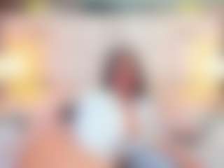 QUEENASS's Live Sex Cam Show