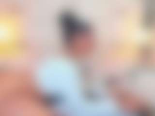 QUEENASS's Live Sex Cam Show