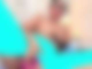 QUEENASS's Live Sex Cam Show
