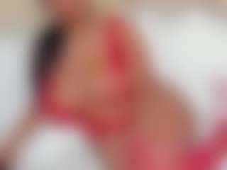 shakebigass MILF webcam performer live streaming