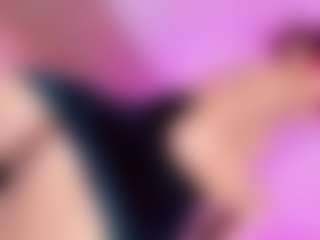 Ana-Paulet's Live Sex Cam Show