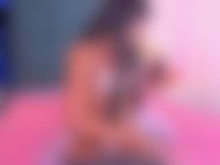 Live cam show with Daniela-Keller - HD on Gym Cam Girls