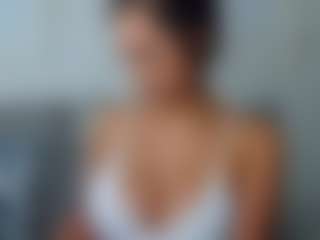 Live cam show with Goddess_Laylah - Asian Petite on chickslive.net