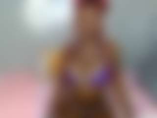 Live cam show with JustElani - Skinny on Camsoda