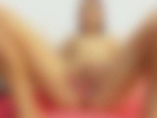 Live cam show with Olivia-Stevens - Colombia on Camsoda
