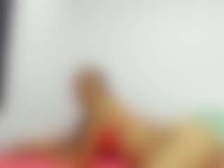 Live cam show with Olivia-Stevens - Bisexual on Soda Cam