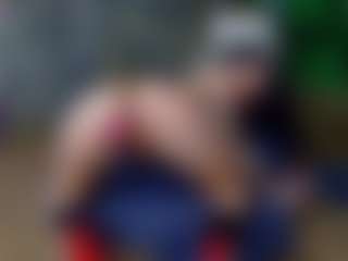 SelenSummer's Live Sex Cam Show