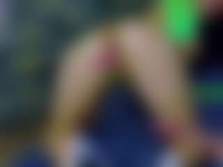 Live cam show with SelenSummer - Athletic on Camsoda