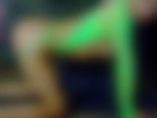 Live cam show with SelenSummer - Anal Toys on livesuperchat.net