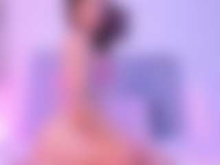 Live cam show with Danna Roberts - Striptease on madthumbs