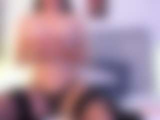 Live cam show with Danna Roberts - Shaved Pussy on infinitiblacc.com