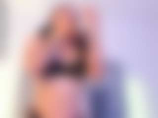 Live cam show with Danna Roberts - Fetish Latina on Camversity | colombia