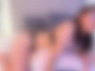 Live cam show with Danna Roberts - Spank Brown Hair on Livezox