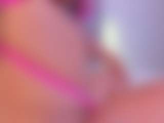 Live cam show with Danna Roberts - Latina on Camsoda | colombia