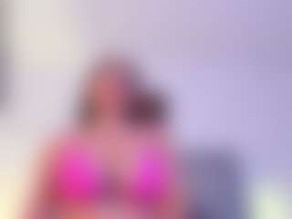 Live cam show with Danna Roberts - HD Brown Hair on fuck-show.com