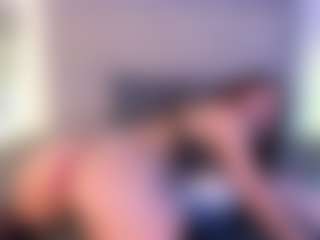 Live cam show with Danna Roberts - Facial on Camsoda