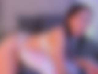 Live cam show with Danna Roberts - Public Brown Hair on Cam Slut