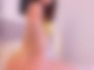 Live cam show with Danna Roberts - Public Brown Hair on Camsoda
