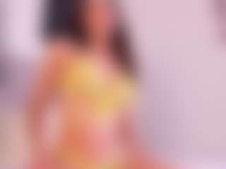 Live cam show with Danna Roberts - Public Latina on Camsoda | colombia
