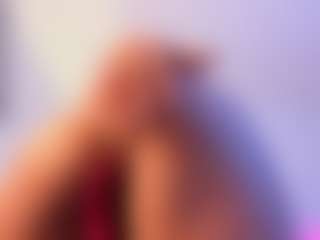 Live cam show with Danna Roberts - Striptease Latina on Camiplay Live | colombia