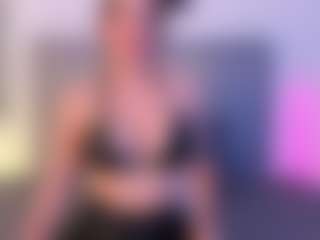 Live cam show with Danna Roberts - Handjob on Uber Horny
