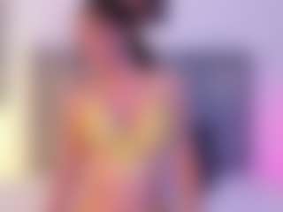 Live cam show with Danna Roberts - Orgasm on Camming Site