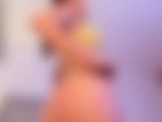 Live cam show with Danna Roberts - Public Brown Hair on Camsoda