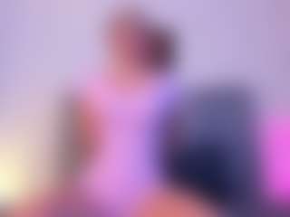 Live cam show with Danna Roberts - Handjob on makecum.org