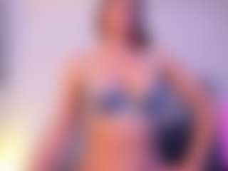 Live cam show with Danna Roberts - Handjob on Pornisteam.com