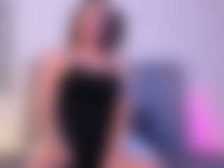 Live cam show with Danna Roberts - Lovense Brown Hair on studioflirtlive.com