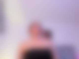 Live cam show with Danna Roberts - Athletic on instabang