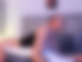 Live cam show with Danna Roberts - Striptease on instabang