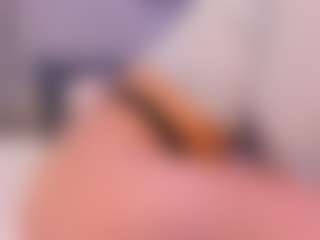 Live cam show with Danna Roberts - Big Ass on crypto-cams