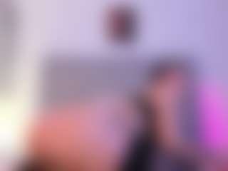 Live cam show with Danna Roberts - Public on SinfulBabes