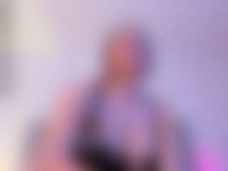 Show de cam en vivo con Danna Roberts - Halloween en Camsoda