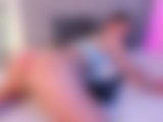 Live cam show with Danna Roberts - Brown Eyes on nudelive.tv
