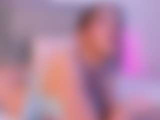 Live cam show with Danna Roberts - Fetish Brown Hair on livesuperchat.net