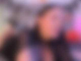 Live cam show with Danna Roberts - Public Toys on Soda Cam