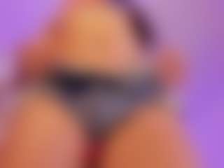 Emy Cross's Live Sex Cam Show