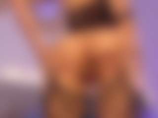 Emy Cross's Live Sex Cam Show