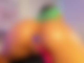 Live cam show with Emy Cross - Kawaii on mypornchat.com