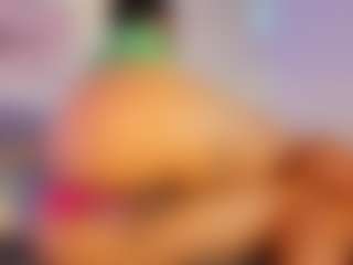 Emy Cross's Live Sex Cam Show