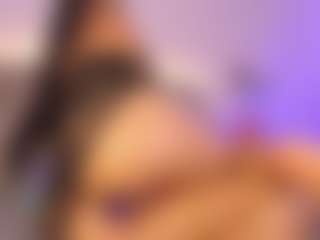 Emy Cross's Live Sex Cam Show